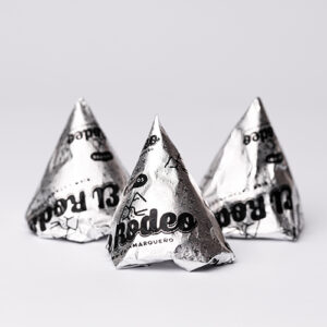Caja conos de chocolate blanco X 12 UNI